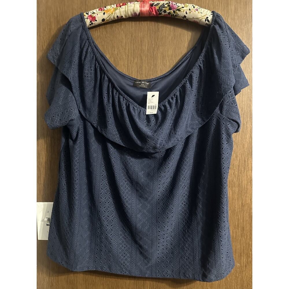 Lane Bryant eyelet knit top featuring an off-the-shoulder neckline sz 22/24 NWT